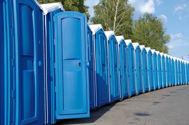 Best Portable restroom trailer rental  in Bayport, MN